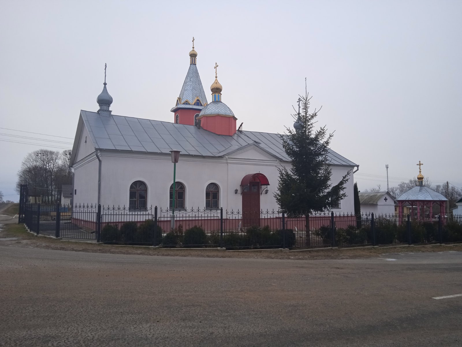 Храм Святого великомученика Георгия Победоносца (городской поселок Лукский,  Жлобинский район, Гомельская область) - актуальная информация, расписание  богослужений, фотографиии, объявления храма, точное расположение, телефоны,  сайт. | ХРАМ.БЕЛ